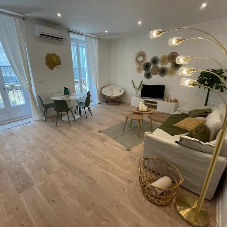 Le Casimir - Superbe T3 En Plein Centre Ville Renove Avec Gout - Wifi Béziers Eksteriør bilde