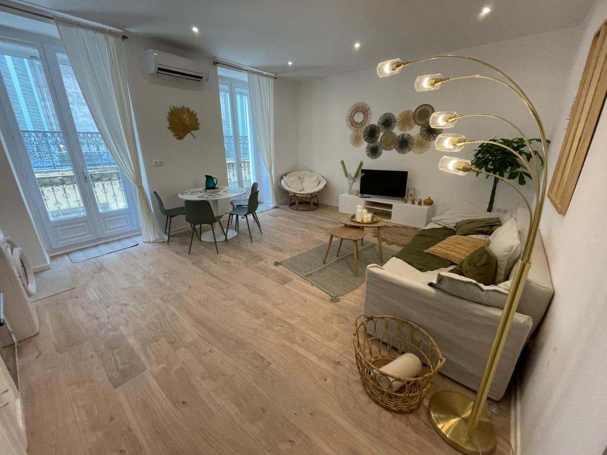 Le Casimir - Superbe T3 En Plein Centre Ville Renove Avec Gout - Wifi Béziers Eksteriør bilde